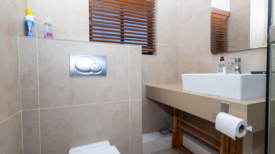 To Let 2 Bedroom Property for Rent in Table View Western Cape